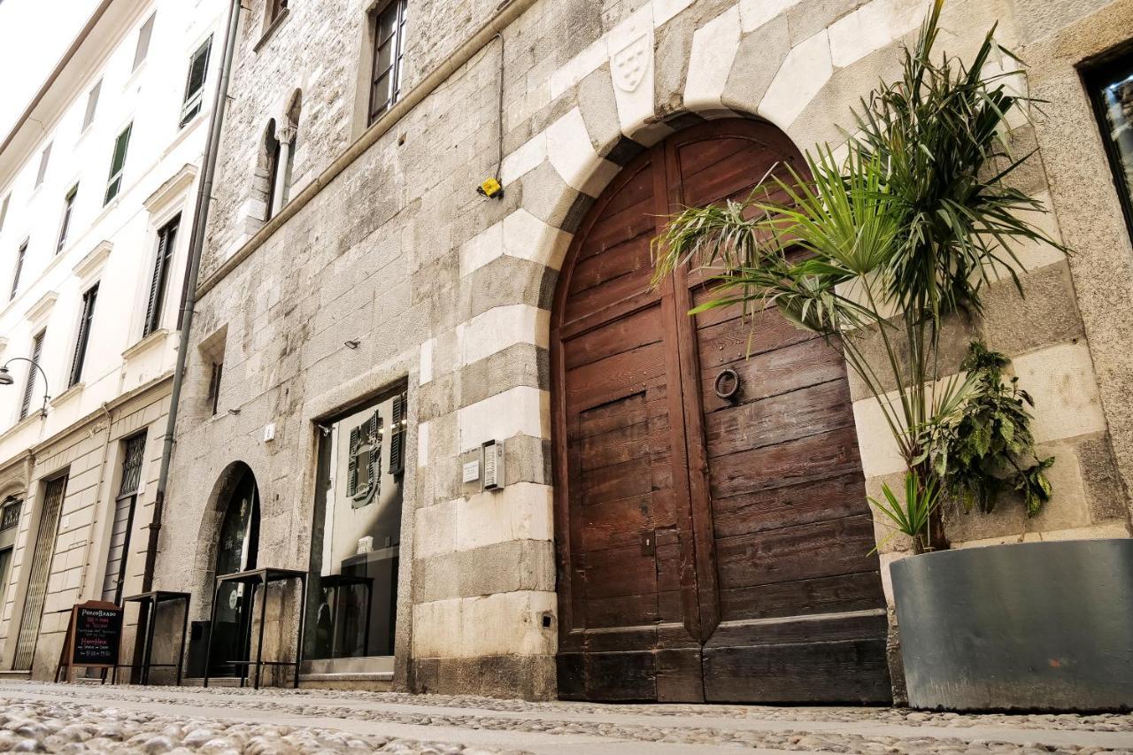 Casa Del Pittore - Elegante Appartamento Del 1200 - Centro Storico קומו מראה חיצוני תמונה